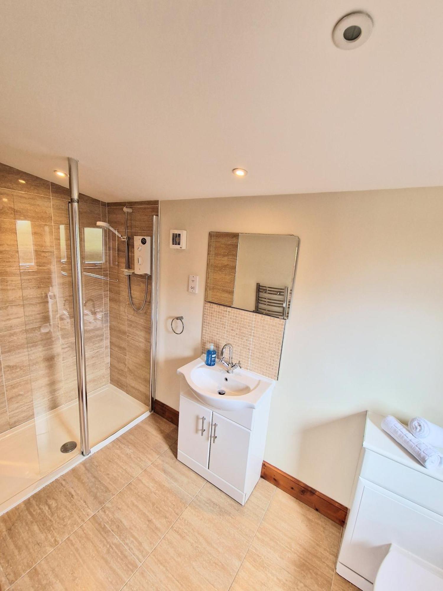 Torridon 1 With Private Hot Tub - Fife - Loch Leven - Lomond Hills- Pet Friendly Villa Kelty Exteriör bild