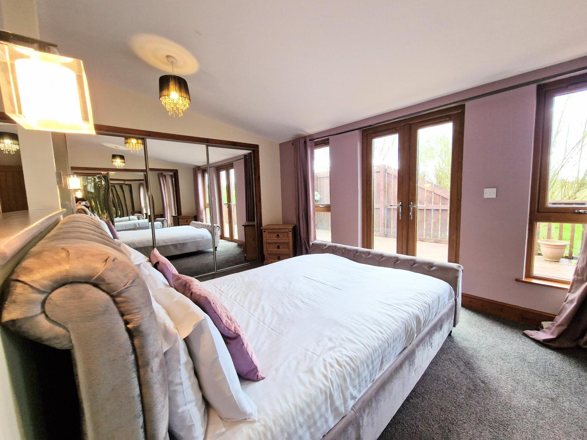 Torridon 1 With Private Hot Tub - Fife - Loch Leven - Lomond Hills- Pet Friendly Villa Kelty Exteriör bild